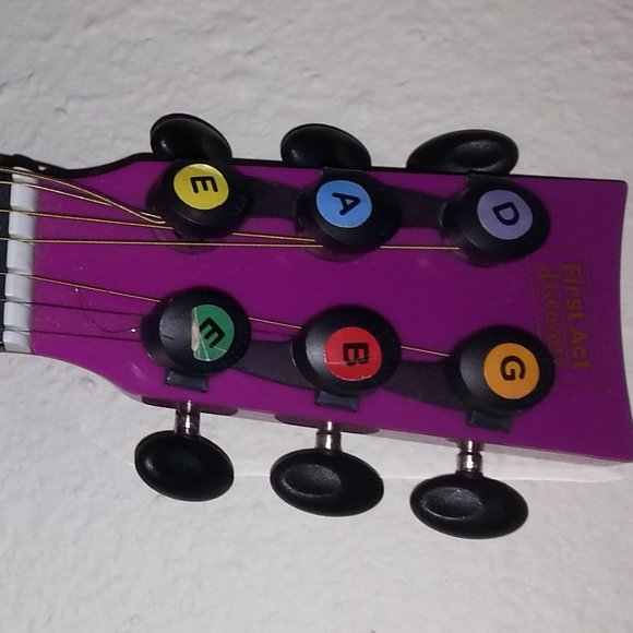 First Act Discovery 6 String Acoustic Guitar - Picture 4 of 11